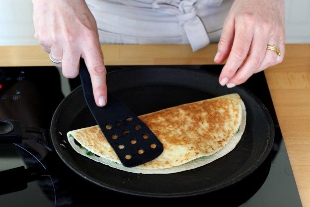 Revire a tortilla