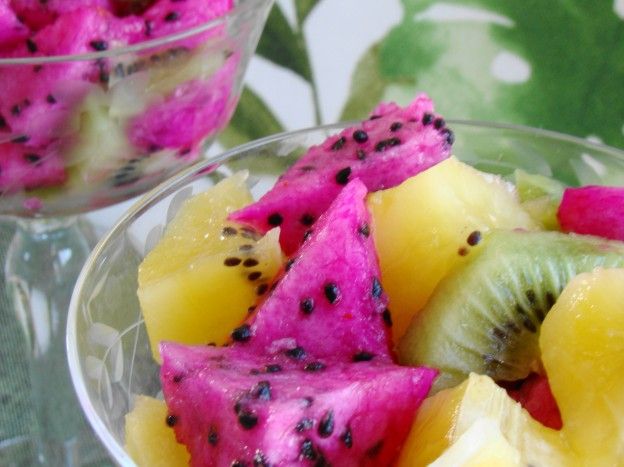 A salada de frutas de pitaya