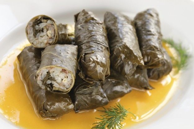 Folhas de parreira recheadas: dolmas