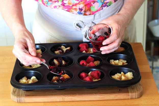 Acrescentar as frutas vermelhas