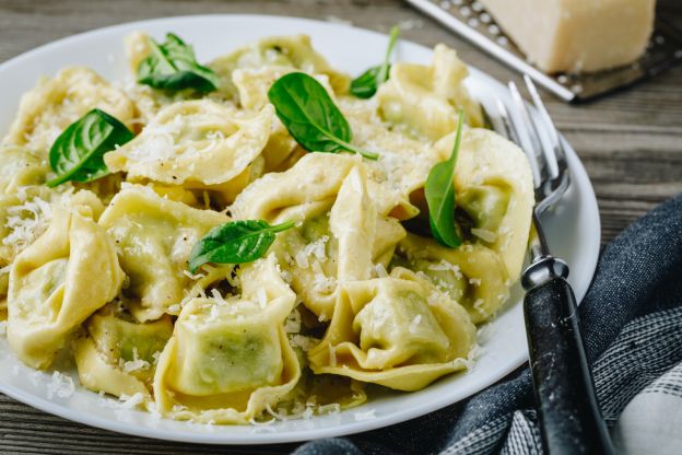 6. Ravioli caseiro com ricota e espinafre