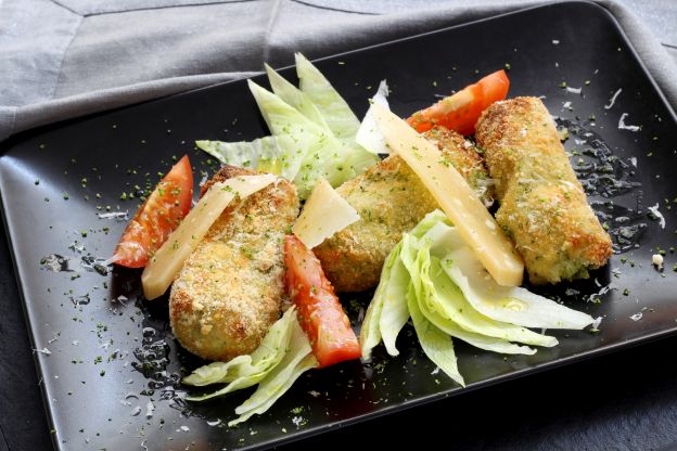 Brócolis: Croquete de brócolis com parmesão