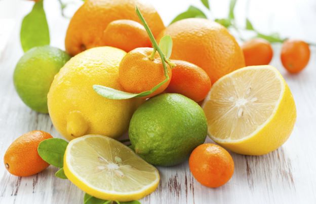 Cítricos e alimentos ricos em vitamina C