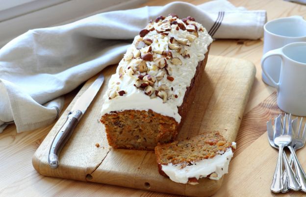 Bolo De Cenoura Com Avelãs