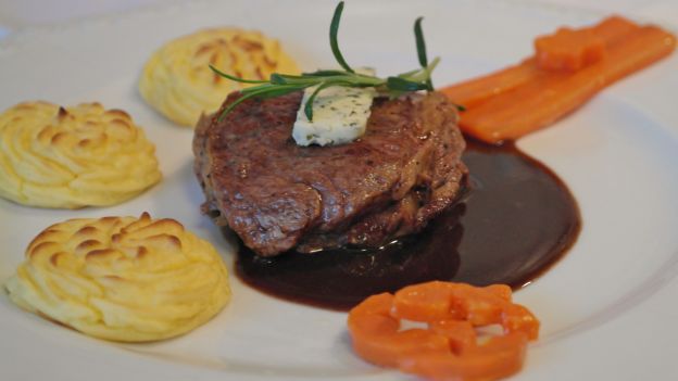 Filet mignon ao molho de café