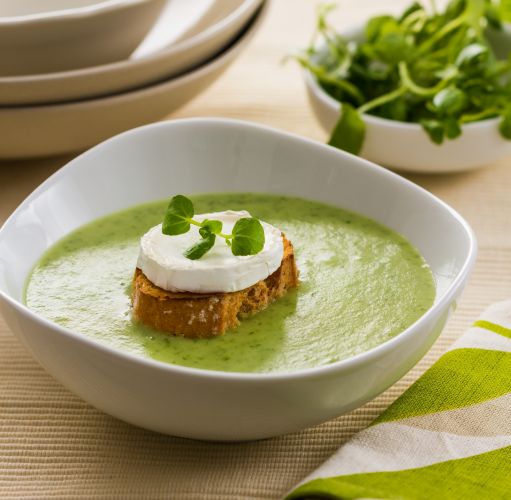 Creme de agrião com queijo de cabra