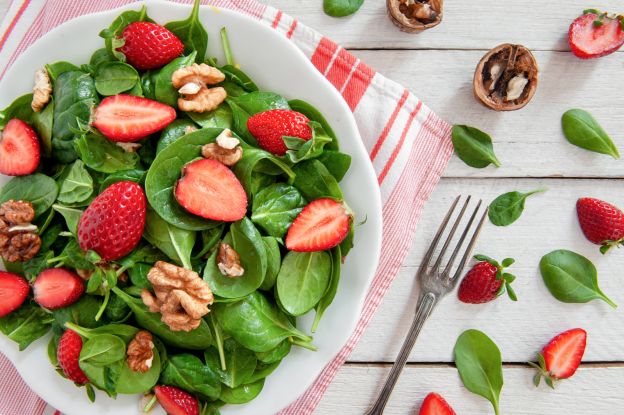 Salada de espinafre com morango