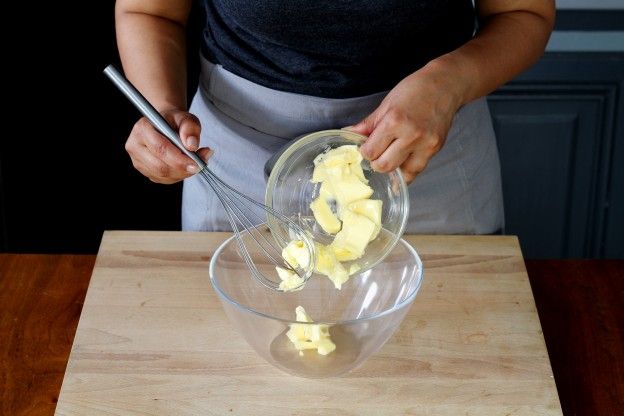 Preparar o creme de amêndoas