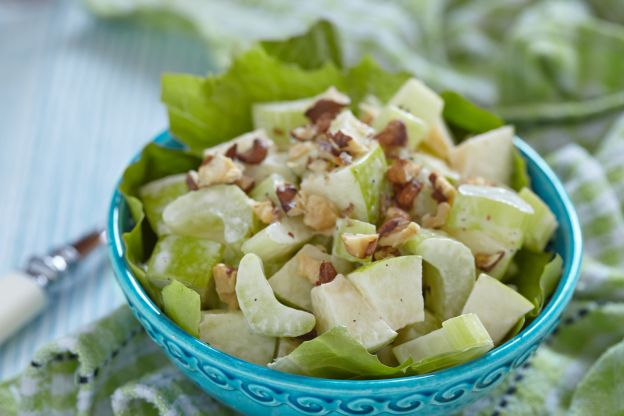 Salsão/Aipo: Salada Waldorf