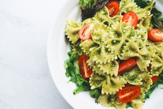 Salada ao pesto