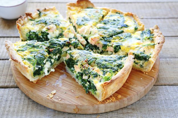 Quiche de espinafre e salmão