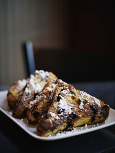 Rabanada com pepitas de chocolate