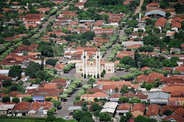 3º - Lavínia, em São Paulo