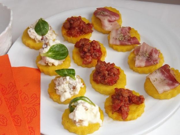 Tortinhas de polenta