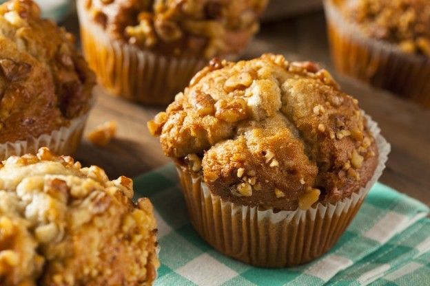 Muffins de avelã e pera