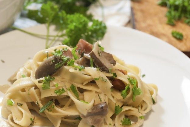 Tagliatelles com cogumelos