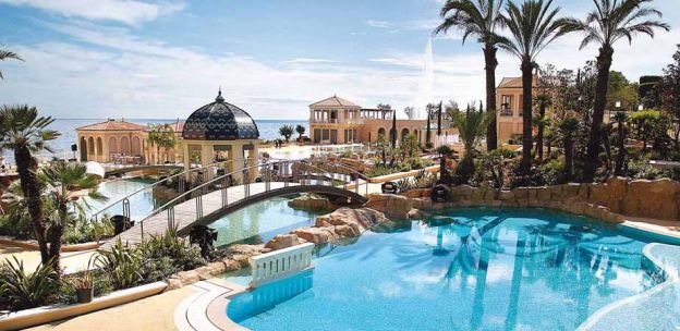 5. Monte-Carlo Bay Hotel & Resort, Montecarlo, Mônaco