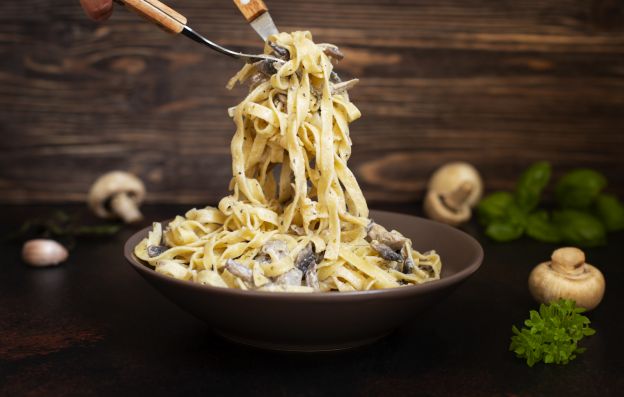 Macarrão com cogumelos