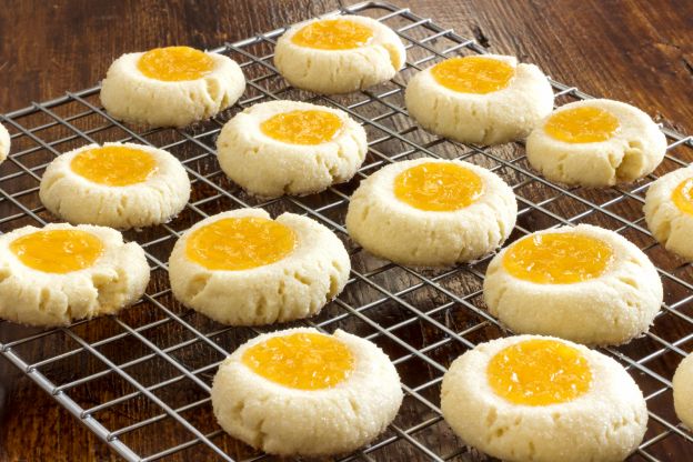 Biscoitinhos com lemon curd ou geleia