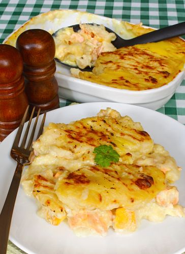 Gratin de batatas e peixe