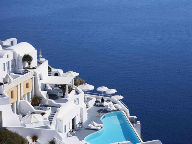 6. Katikies Hotel, Santorini, Grécia