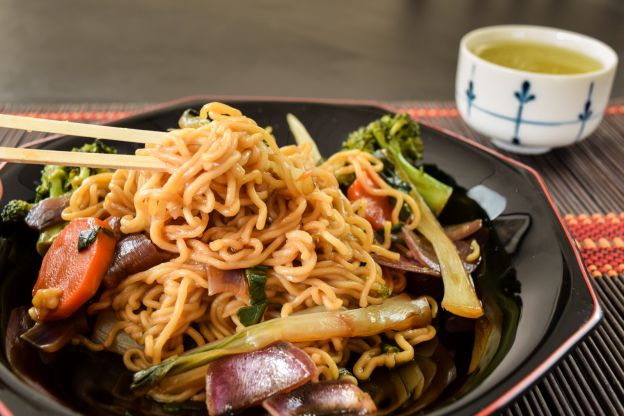 Yakisoba vegetariano