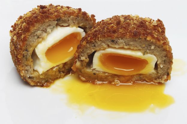 Scotch egg ou ovo escocês