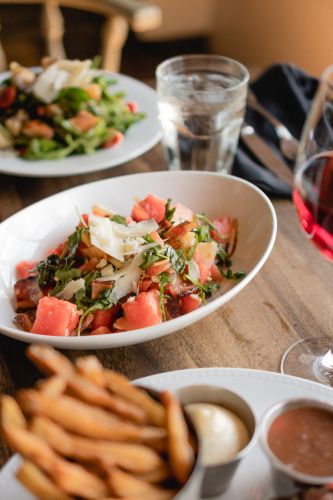 Salada de melancia e parmesão