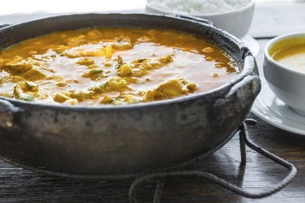 Sopa de carne com especiarias