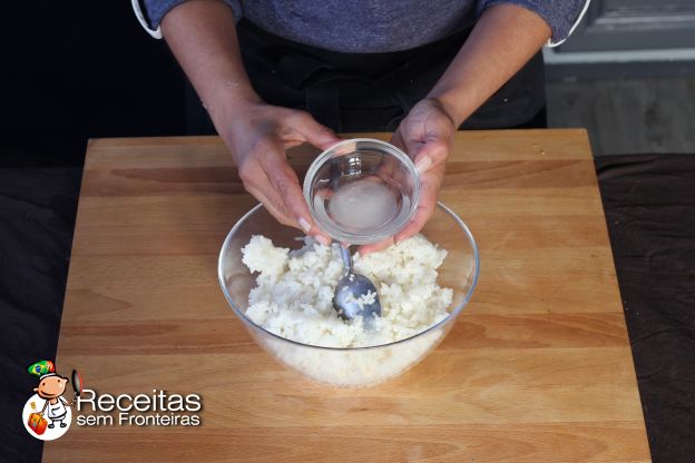 Preparação do arroz de sushi