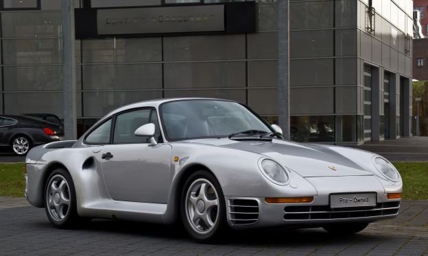 8 – Jerry Seinfeld (comediante) – Porsche 959 – US$ 700 mil