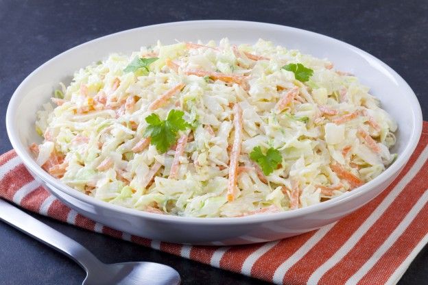 Salada de repolho e cenouras: Coleslaw