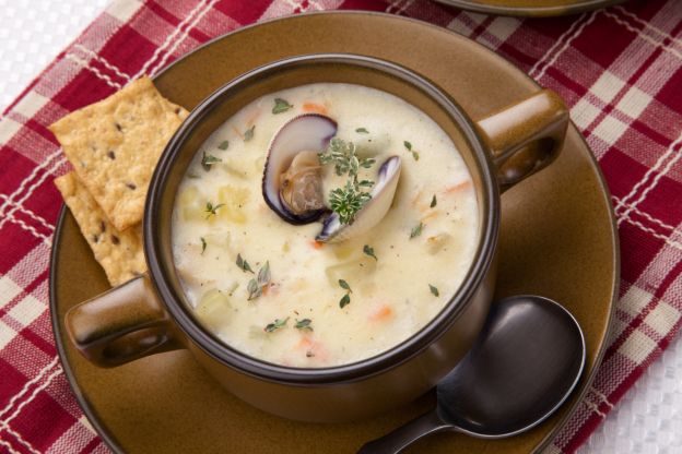 New England Clam Chowder (Sopa de mariscos da Nova Inglaterra)