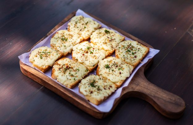 Torradas de parmesão