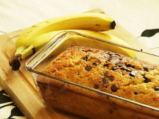 Cake de bananas e pepitas de chocolate