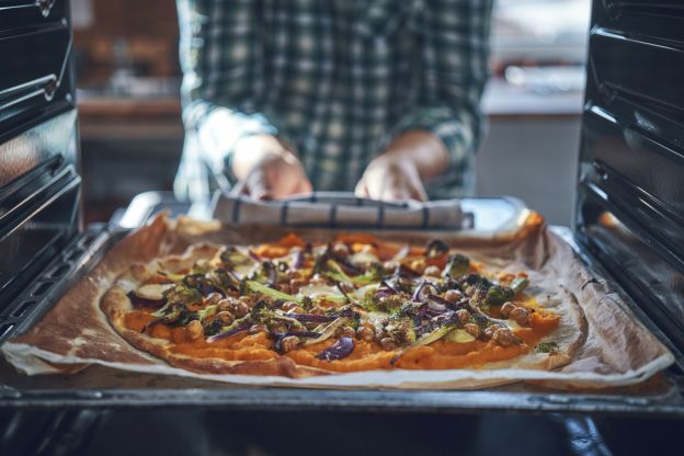 9) Cozinhar pouco a pizza