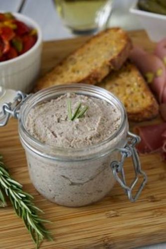 Paté de champignons e nozes