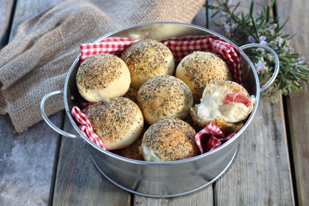 Pãezinhos recheados