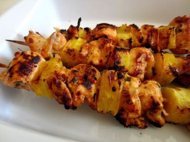 Brochettes de abacaxi