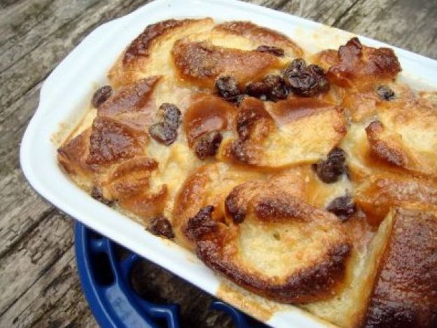 Bread and butter pudding