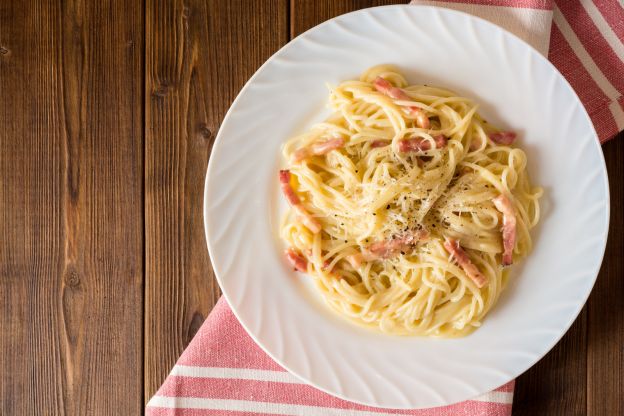 Macarrão à  carbonara