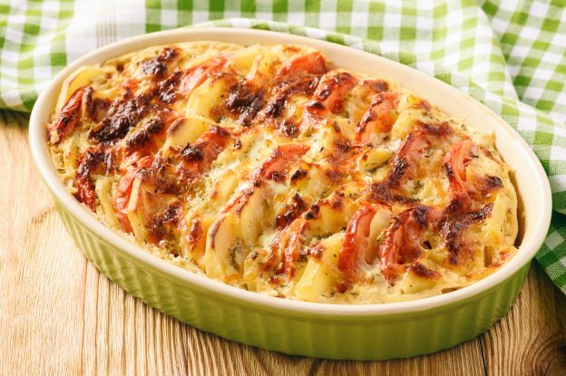 Gratin de batatas e tomates