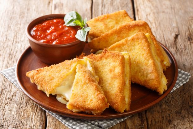 Mozzarella in carrozza