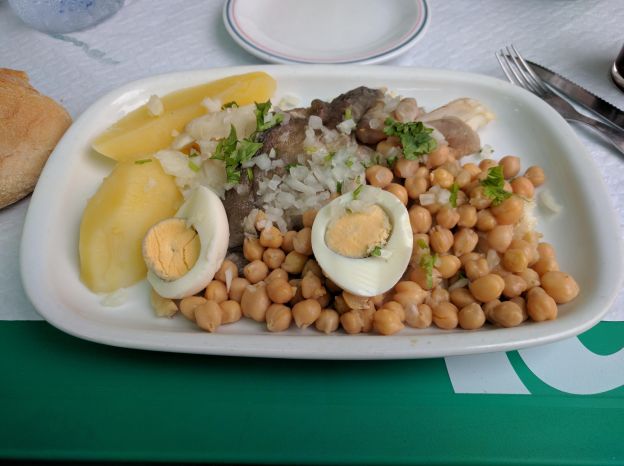 Há uma ordem para comer os alimentos