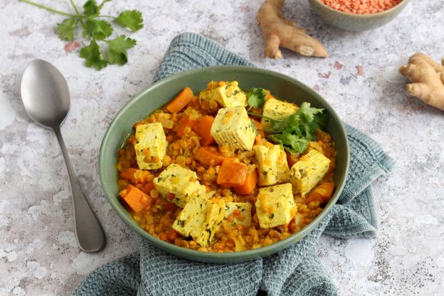 Curry de lentilhas com tofu