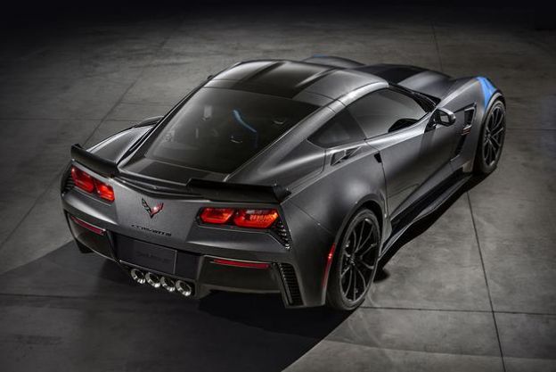 CORVETTE STINGRAY 2018