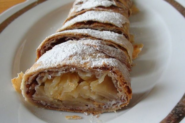 Apfelstrudel