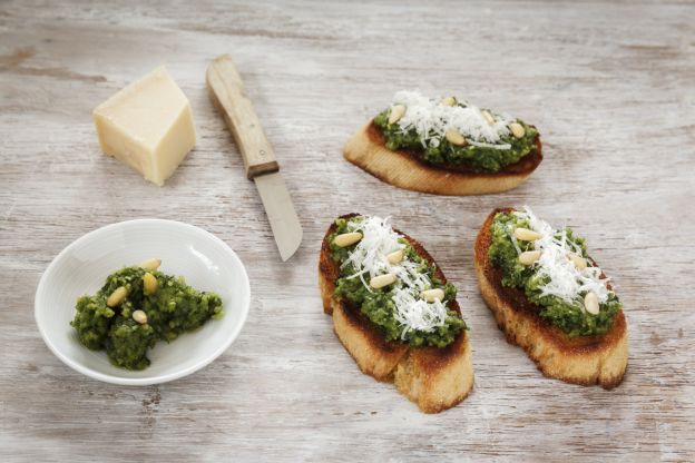 Crostini com Pesto de Pistache