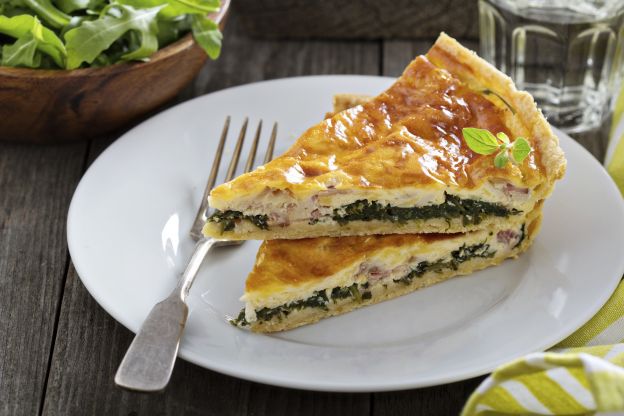 Quiche macia de presunto e espinafre