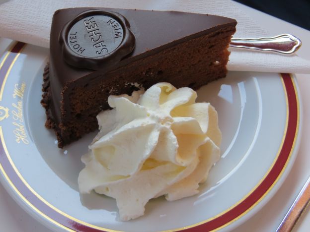 Um pedaço de sachertorte